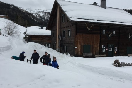 Schneeschuhwanderung im Bereich
der Breitenebenalm – Winterparadies!