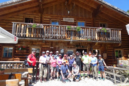 Wanderung mit Maria zur Heugathalm