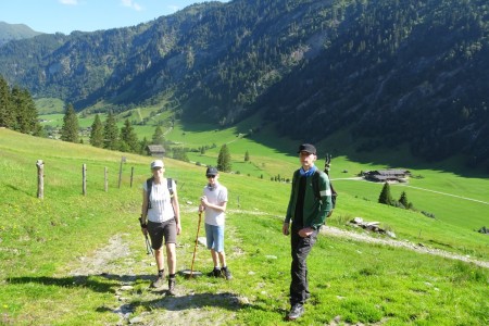 Wanderung mit Maria zur Modereggalm