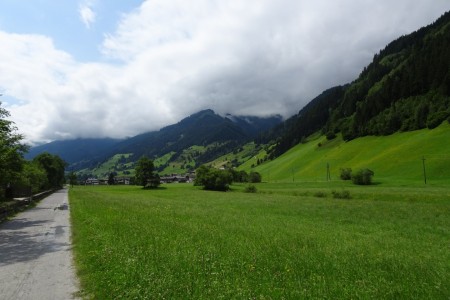 Familien Spaziergang inkl. Würstchen Grillen mit Dominik