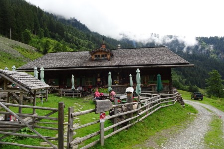 Wanderung mit Melanie zur Aigenalm