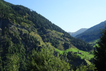 Wanderung mit Maria zur Hirschgrubenalm