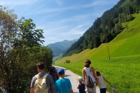 Familien Spaziergang inkl. Grillen beim Alpaka Gehege