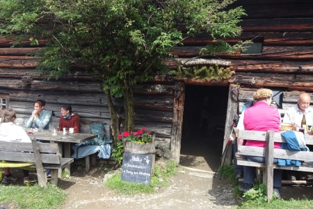 Wanderung mit Maria zur Karseggalm