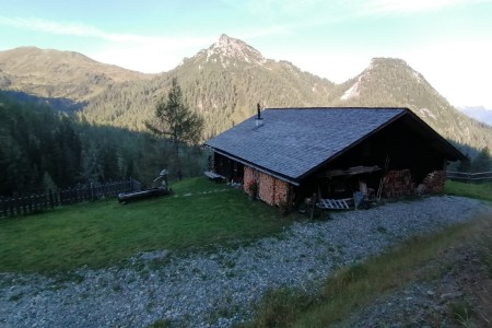 Sonnenaufgang Wanderung mit Matthias im Bereich der Loosbühelalm