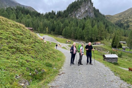 Gemütliche Almfahrt und Wanderung zur Draugsteinlacke