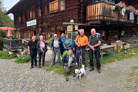 Gemütliche Almfahrt und Wanderung zur Draugsteinlacke