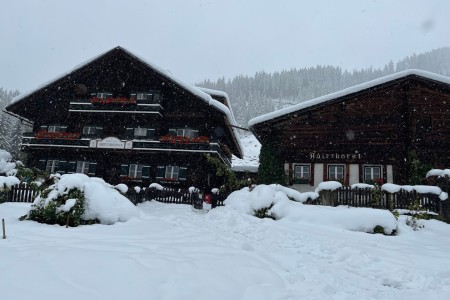 Schnee - Wanderung mit Toni im Bereich der Breitenebenalm