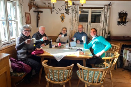 Schneeschuhwanderung mit Toni im Bereich der Breitenebenalm