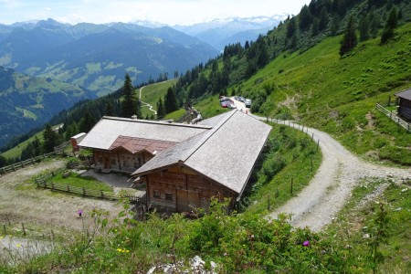 Wanderung mit Maria jun. zum Schuhflicker