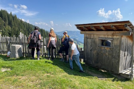 Wanderung mit Toni Sen. im Gebiet der Bergbahnen