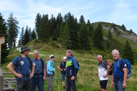 Wanderung mit Maria sen. zum Sonntagskogel