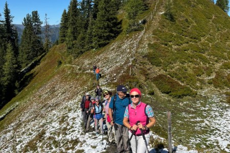 Wanderung mit Toni Sen. im Gebiet Bichlalm