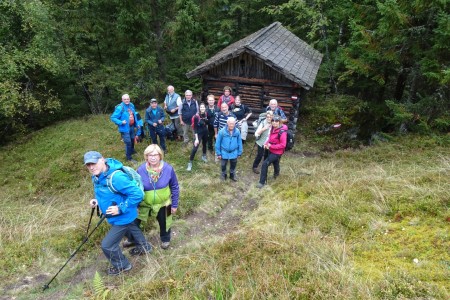 Wanderung mit Maria zur Hirschgrubenalm