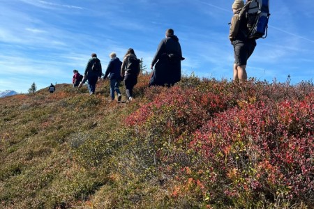 Wanderung mit Toni Senior im Gebiet der Bergbahnen