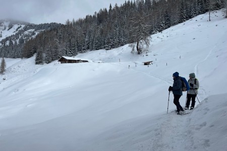 Schneeschuhwanderung mit Toni sen.