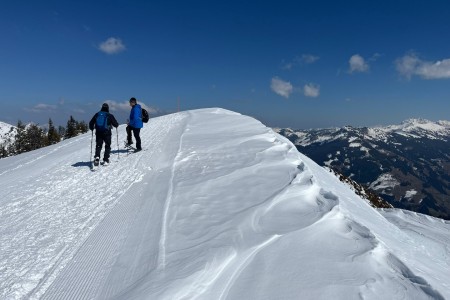 Schneeschuhwanderung mit Toni sen.