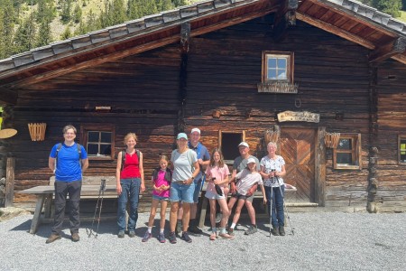Wanderung mit Toni Senior von Unterwandalm-Karseggalm-Breitenebenalm