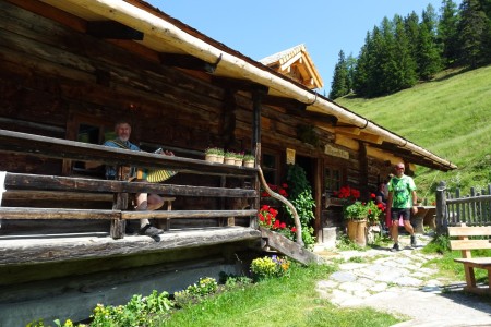 Wanderung mit Maria zur Maurachalm