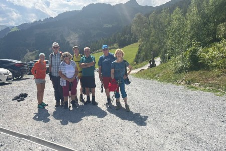 Wanderung mit Toni Senior im Niggeltal