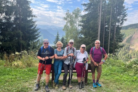 Wanderung mit Toni Senior im Niggeltal