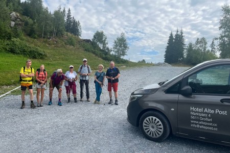 Wanderung mit Toni Senior im Niggeltal