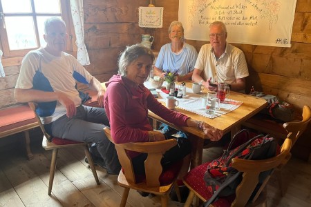 Wanderung mit Toni sen. zur Maurachalm