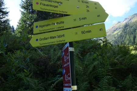 Wanderung mit Maria zur Aigenalm