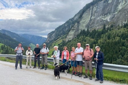 Wanderung mit Toni Senior zur Hubalm