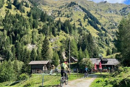 E-Bike Tour mit Toni Senior zu der Kreealm