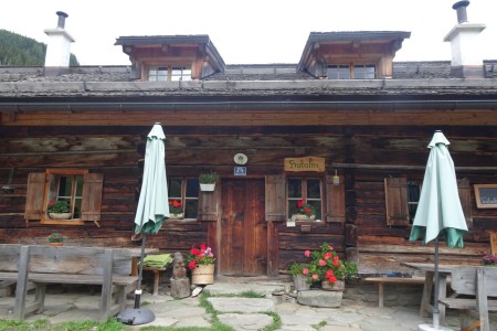 Wanderung mit Maria zur Hubalm